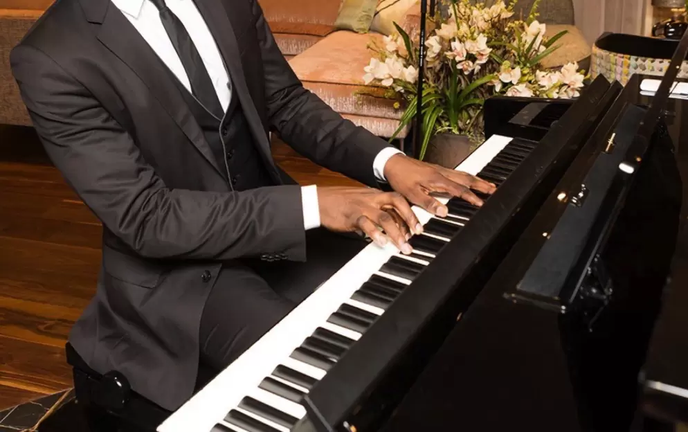 AmaWaterways, Piano.jpg